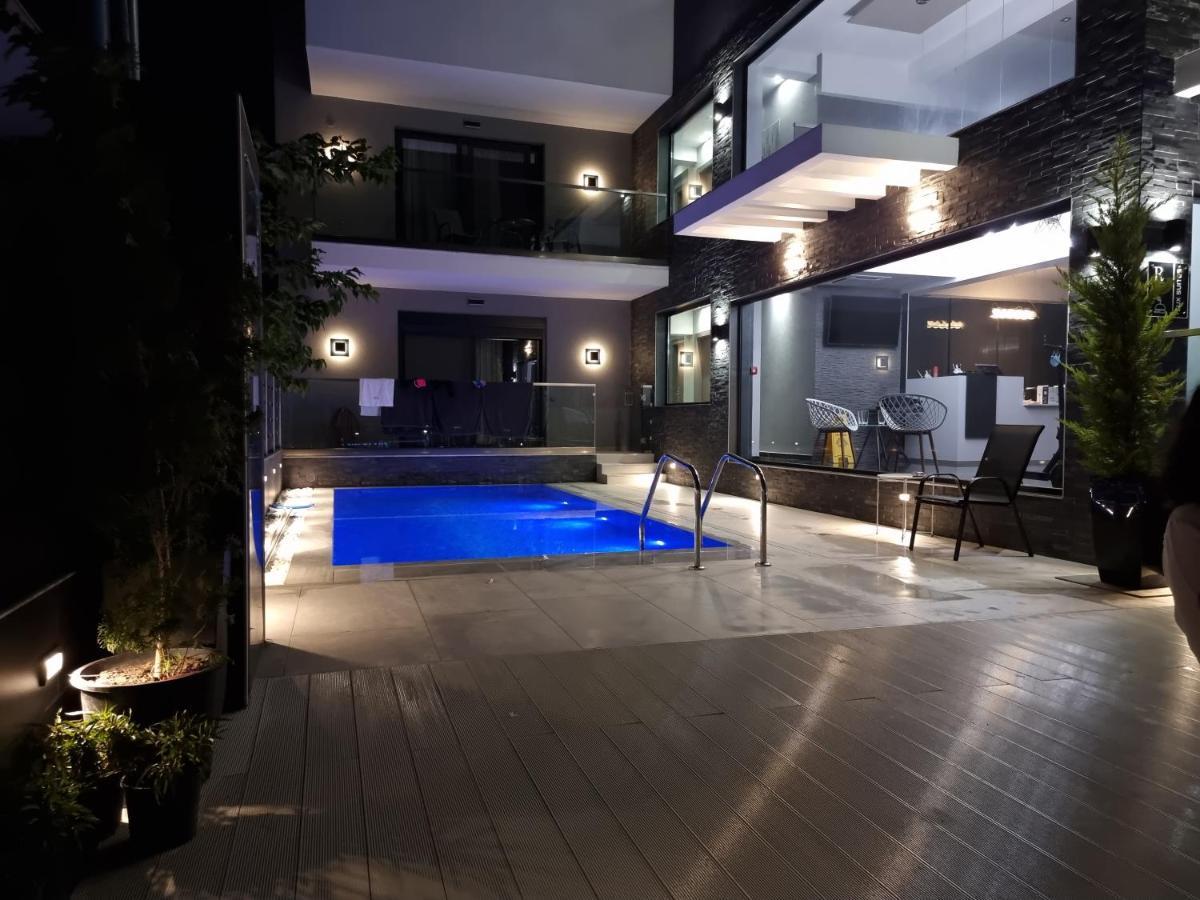 Luxsuites โอฟรีนีออน ภายนอก รูปภาพ